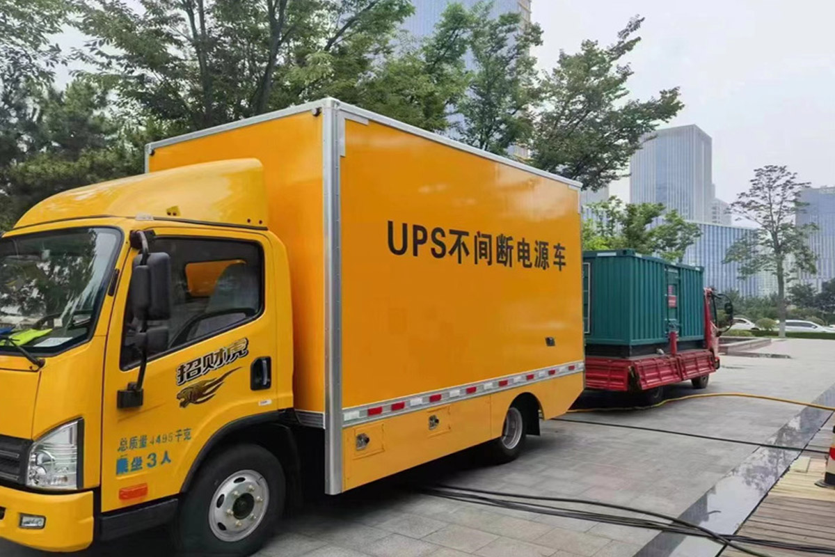 扎鲁特发电机租赁施工现场